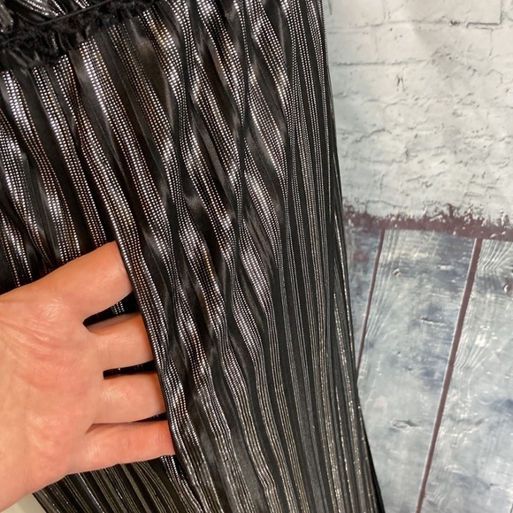 L’Agence Pleated Metallic Silver Black Satin Maxi Dress L Sexy Maximalist Disco - Picture 8 of 16